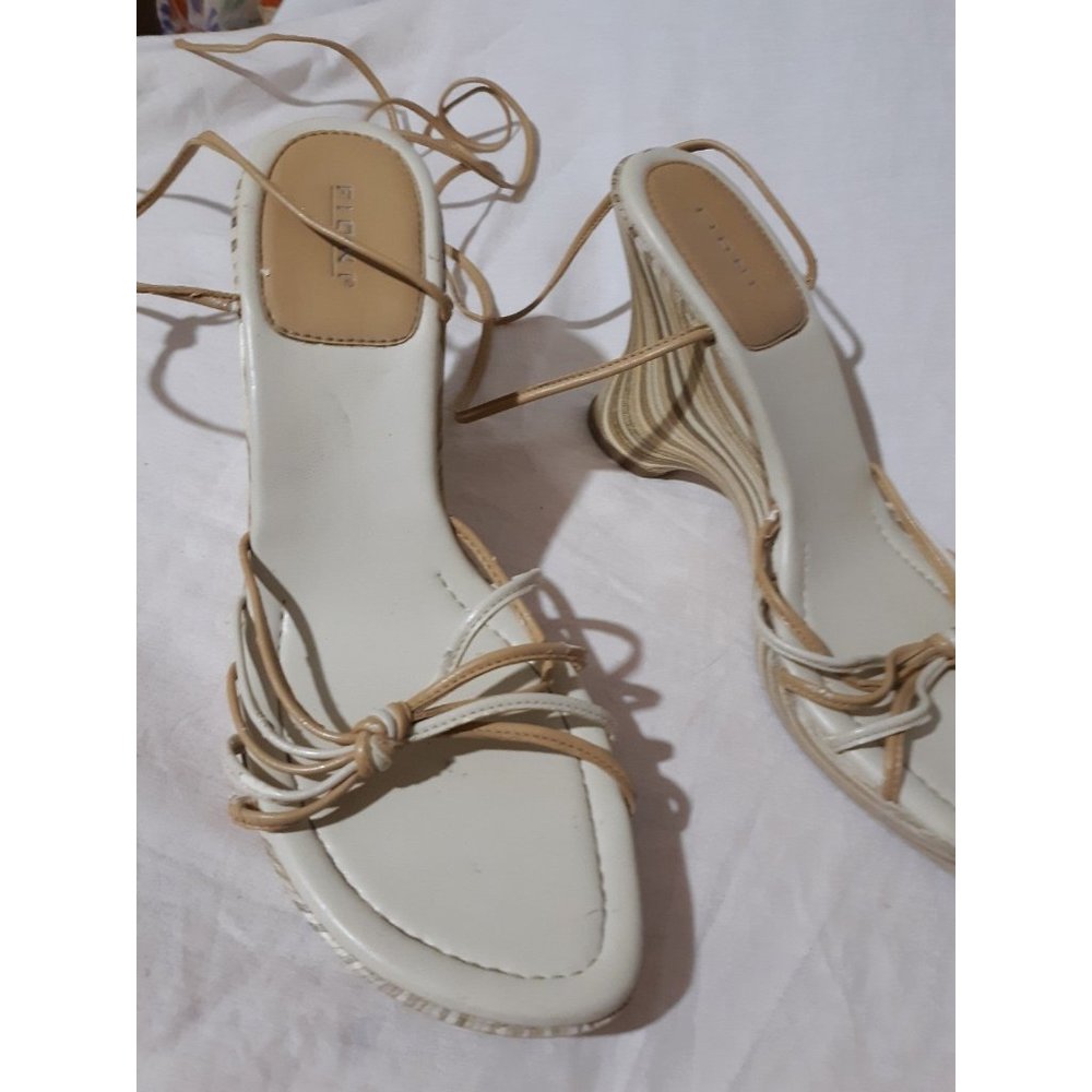 Womens Fioni strappy ankle tie Wood high heel Wedges sz 8.5